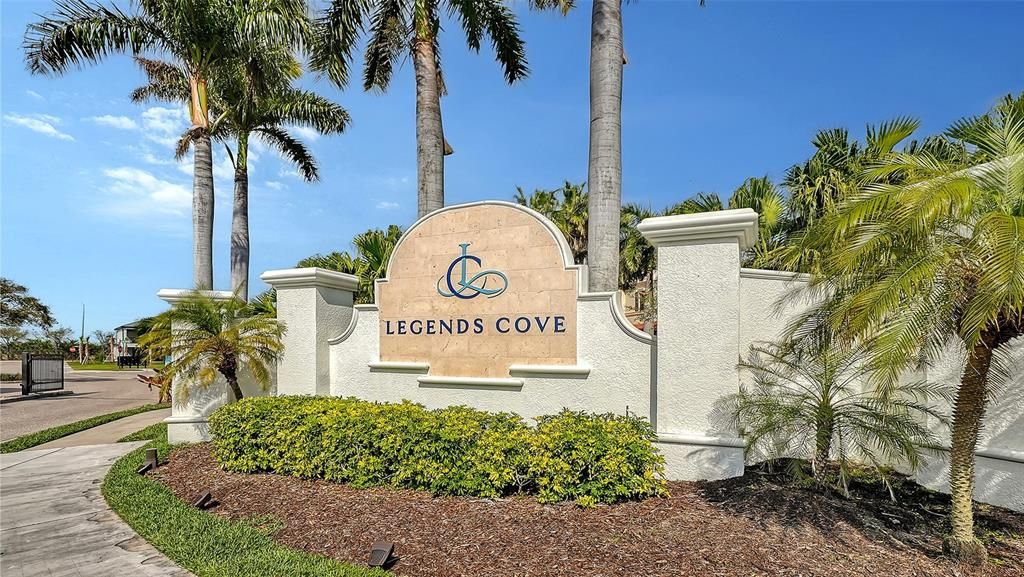 For Sale: $370,000 (3 beds, 2 baths, 1741 Square Feet)