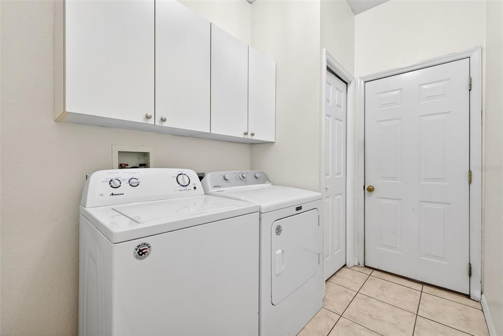 For Sale: $1,174,000 (3 beds, 2 baths, 2080 Square Feet)