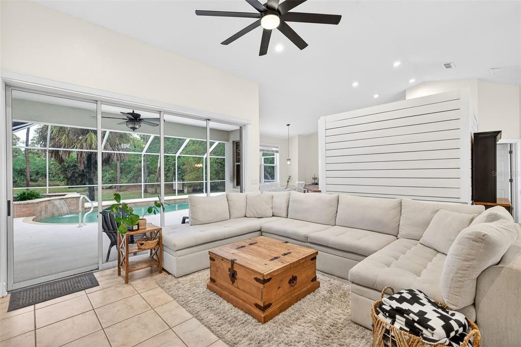For Sale: $1,174,000 (3 beds, 2 baths, 2080 Square Feet)