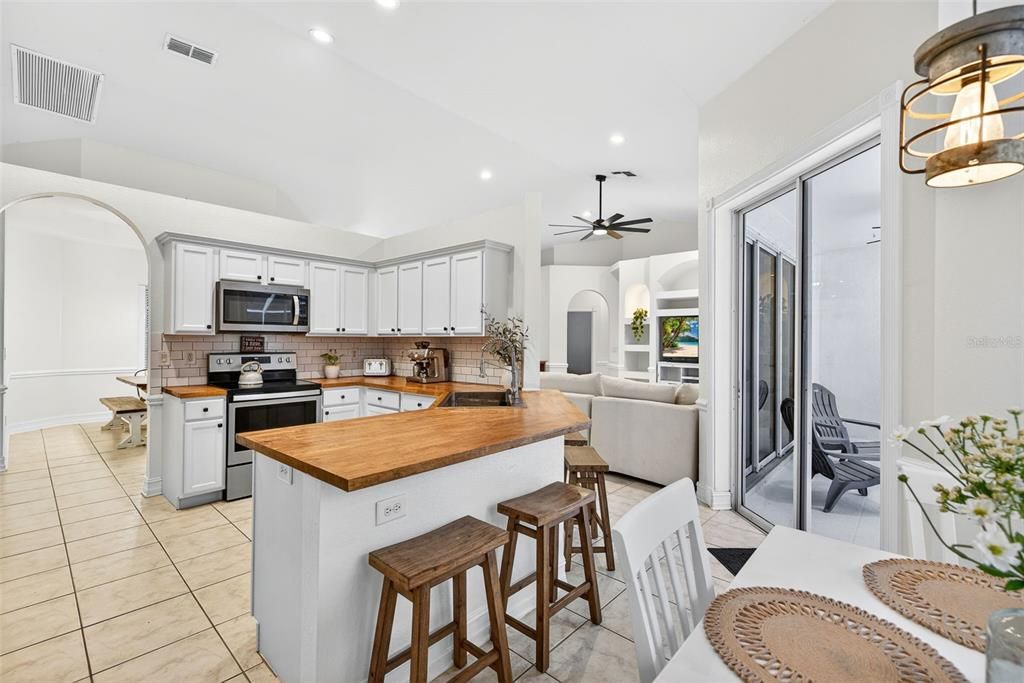 For Sale: $1,174,000 (3 beds, 2 baths, 2080 Square Feet)