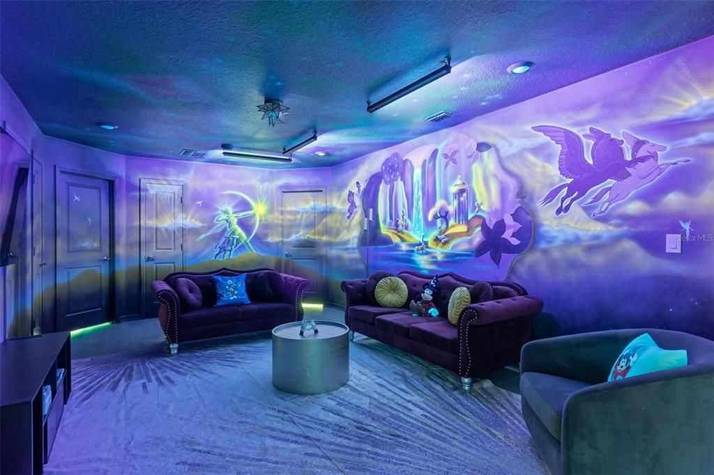 For Sale: $1,595,000 (10 beds, 8 baths, 4376 Square Feet)
