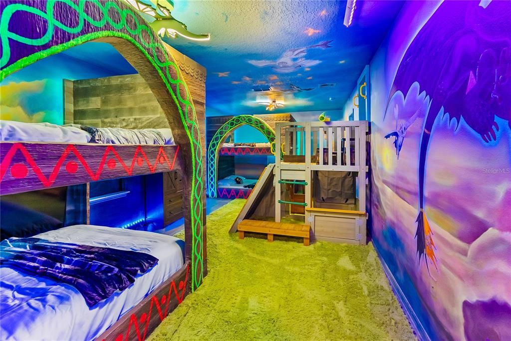 For Sale: $1,595,000 (10 beds, 8 baths, 4376 Square Feet)