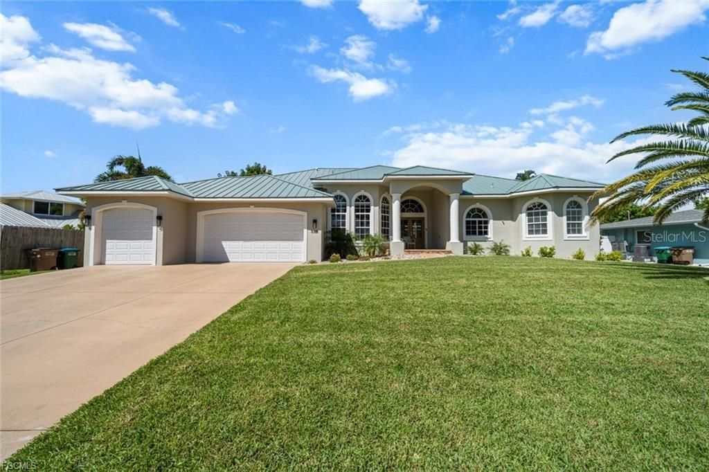 Vendido Recientemente: $600,000 (4 camas, 2 baños, 3041 Pies cuadrados)