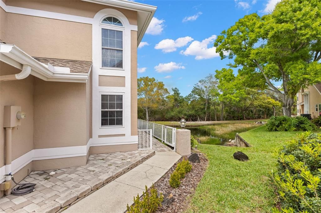 For Sale: $379,900 (4 beds, 2 baths, 1928 Square Feet)