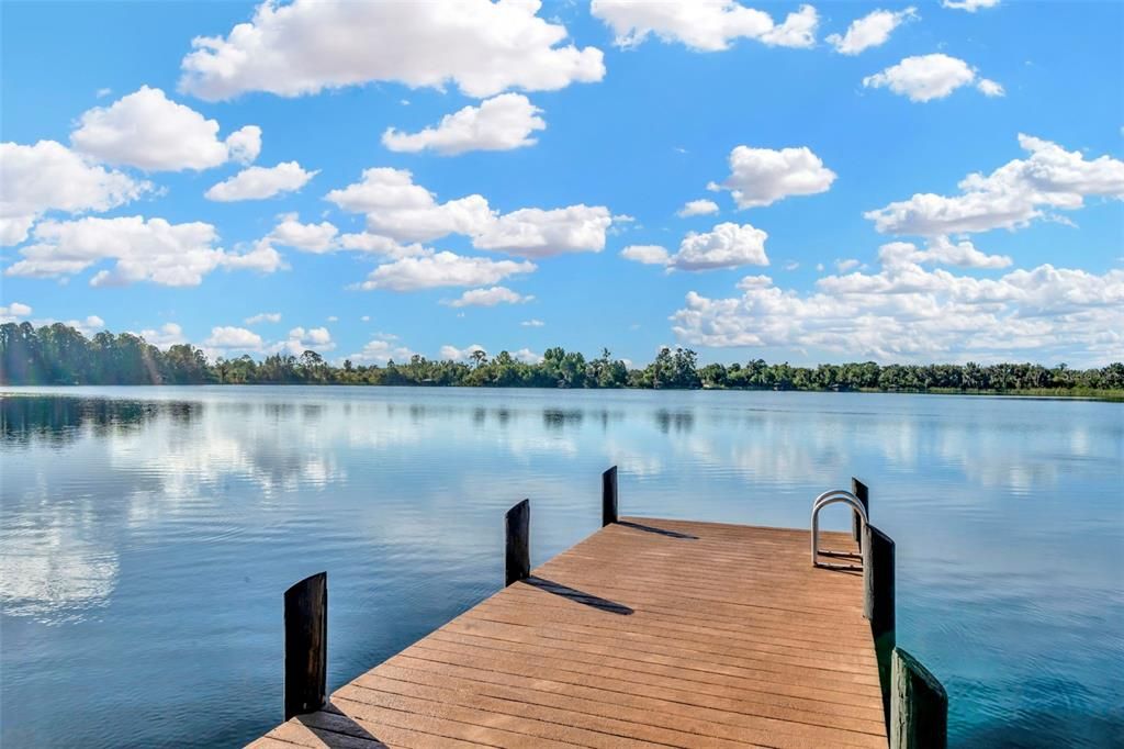 Activo con contrato: $614,500 (4 camas, 3 baños, 2749 Pies cuadrados)