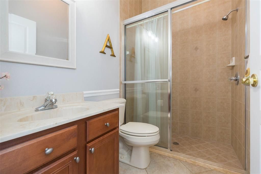 Activo con contrato: $614,500 (4 camas, 3 baños, 2749 Pies cuadrados)