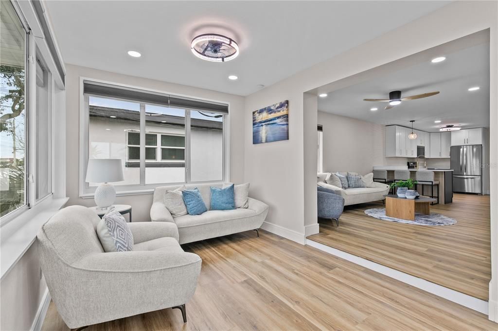 Active With Contract: $459,000 (3 beds, 2 baths, 1296 Square Feet)