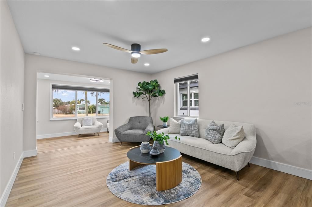 Active With Contract: $459,000 (3 beds, 2 baths, 1296 Square Feet)