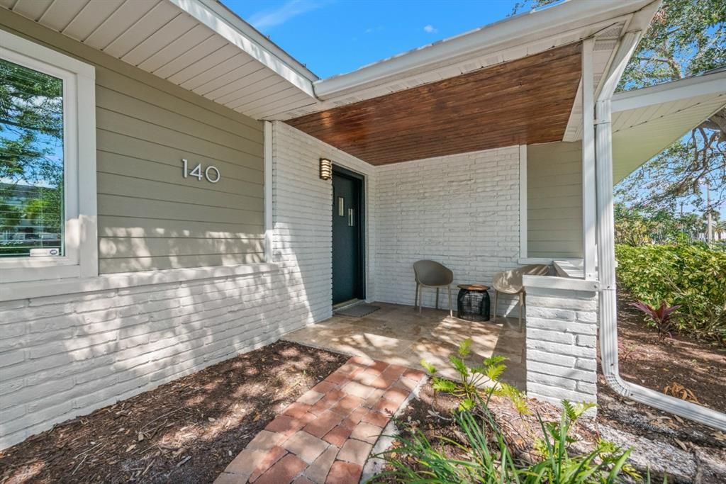 For Sale: $2,500,000 (3 beds, 2 baths, 2206 Square Feet)