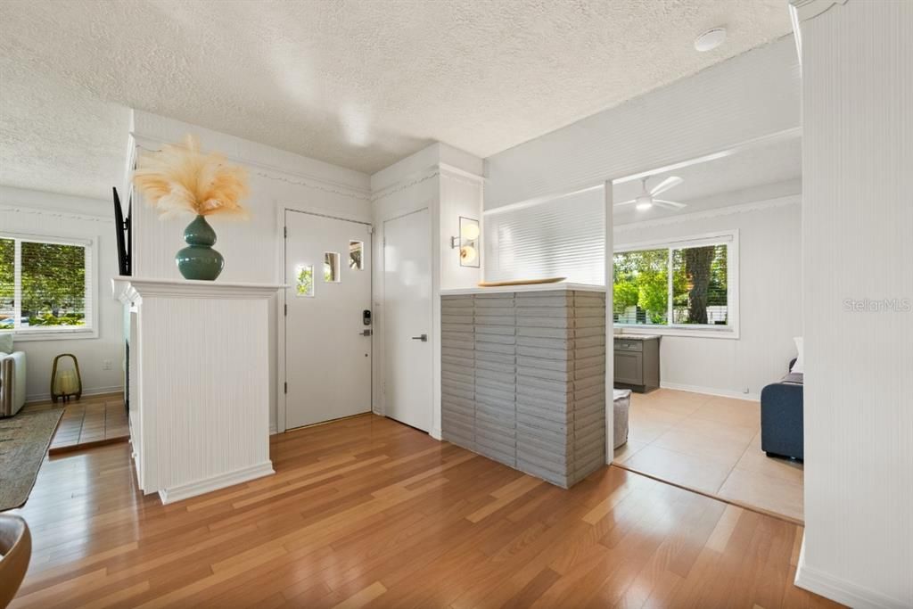 For Sale: $2,500,000 (3 beds, 2 baths, 2206 Square Feet)