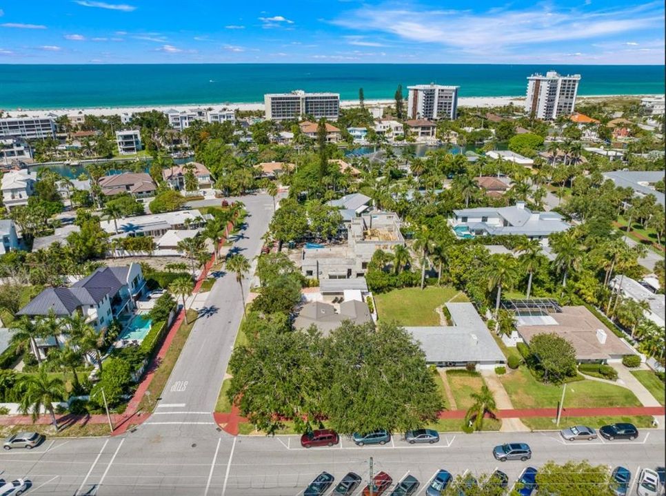 For Sale: $2,500,000 (3 beds, 2 baths, 2206 Square Feet)