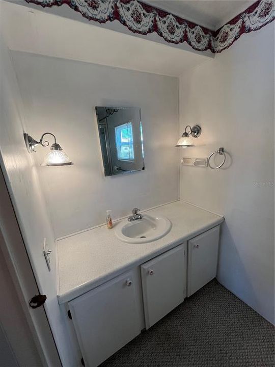 For Sale: $99,000 (2 beds, 2 baths, 1056 Square Feet)