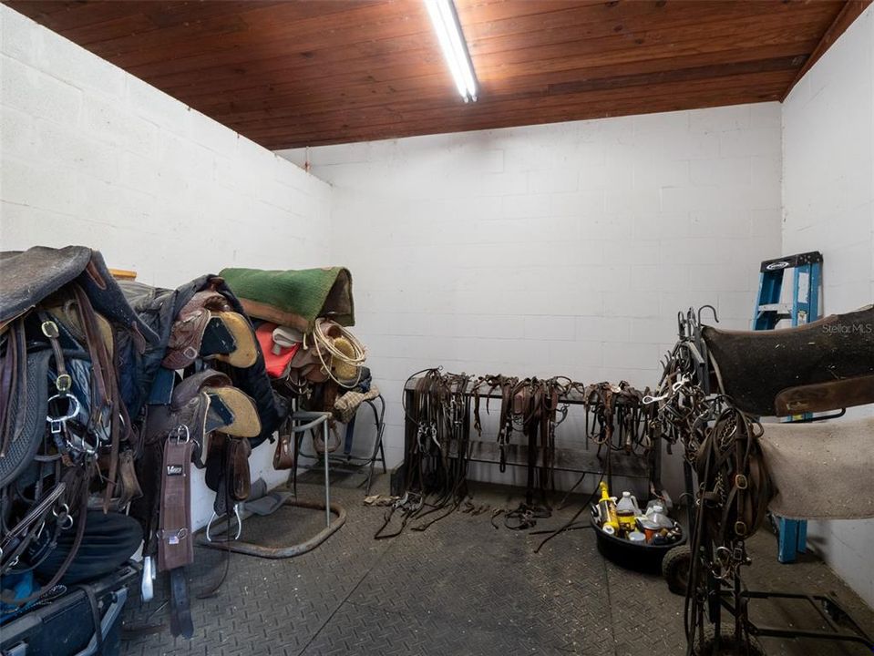 На продажу: $2,395,000 (5 спален, 5 ванн, 6109 Квадратных фут)