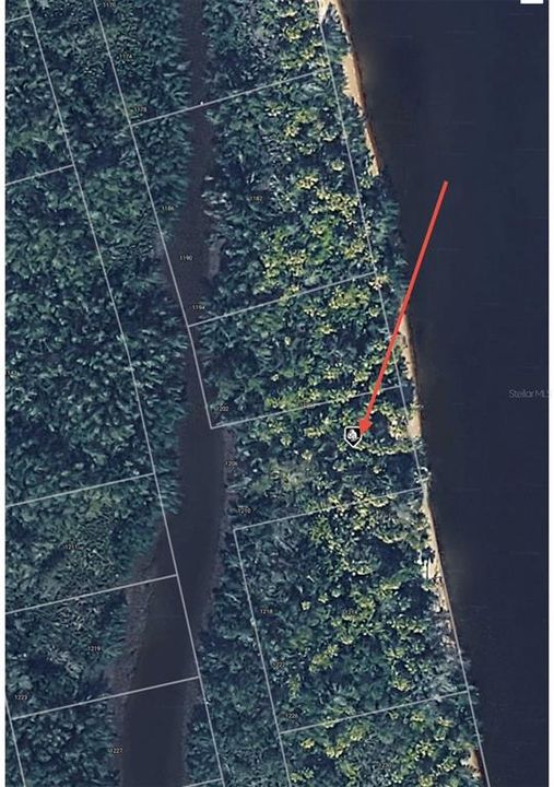 На продажу: $15,900 (0.28 acres)