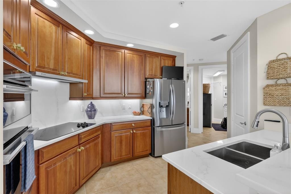For Sale: $529,000 (2 beds, 2 baths, 1847 Square Feet)