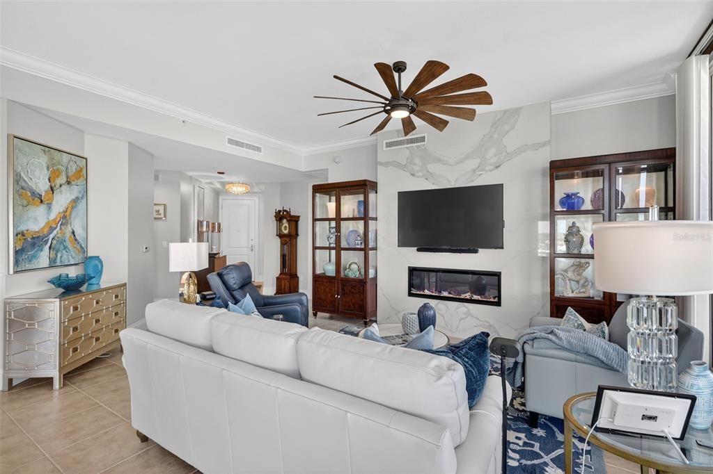 For Sale: $529,000 (2 beds, 2 baths, 1847 Square Feet)