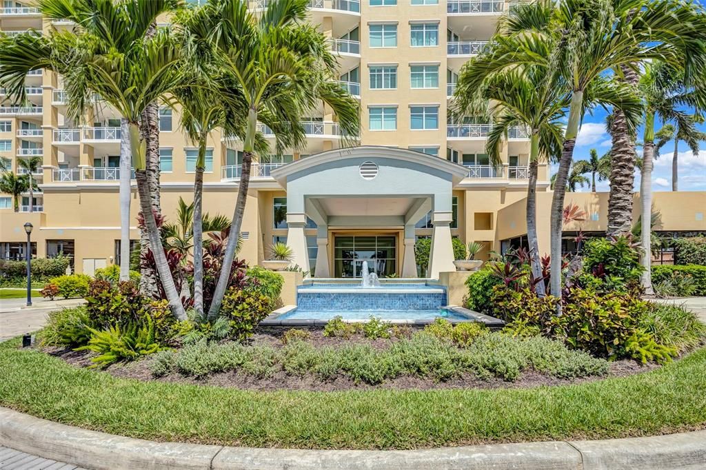 For Sale: $529,000 (2 beds, 2 baths, 1847 Square Feet)