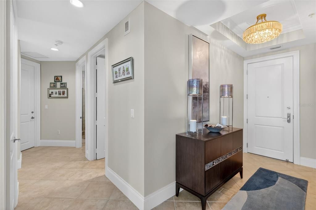 For Sale: $529,000 (2 beds, 2 baths, 1847 Square Feet)