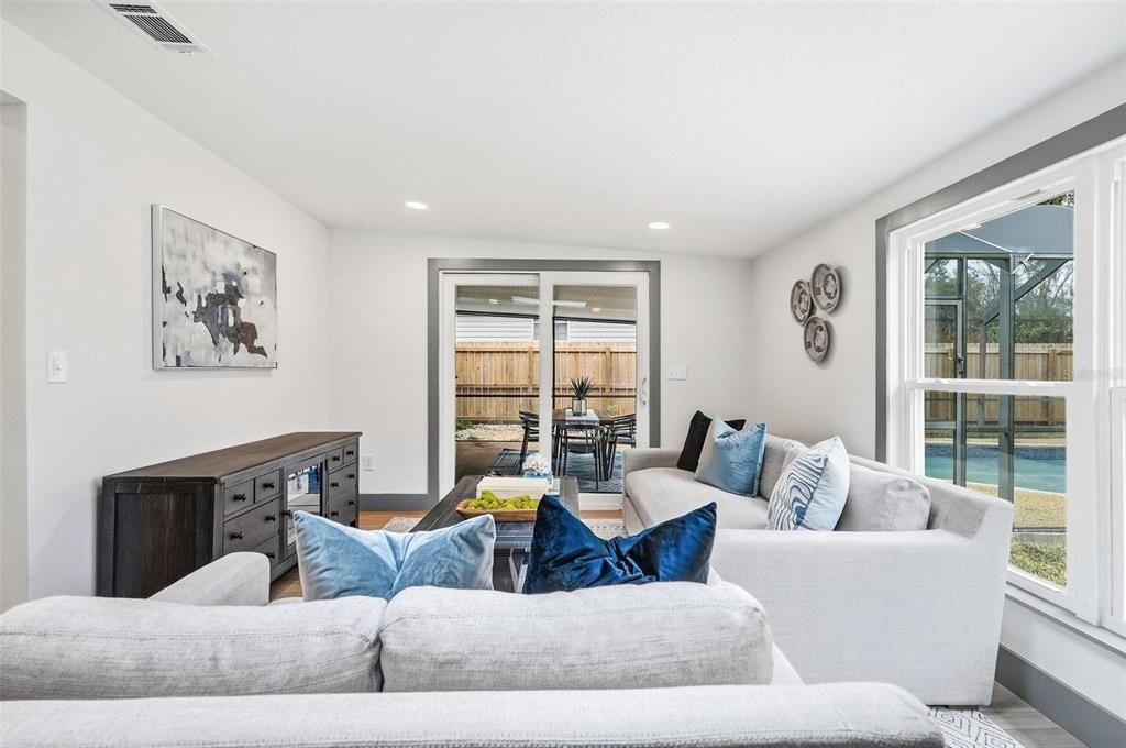 Active With Contract: $549,000 (3 beds, 2 baths, 1362 Square Feet)