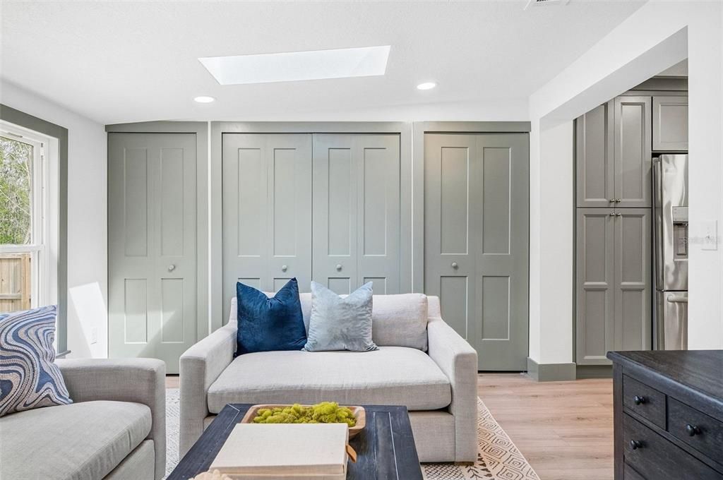 Active With Contract: $549,000 (3 beds, 2 baths, 1362 Square Feet)