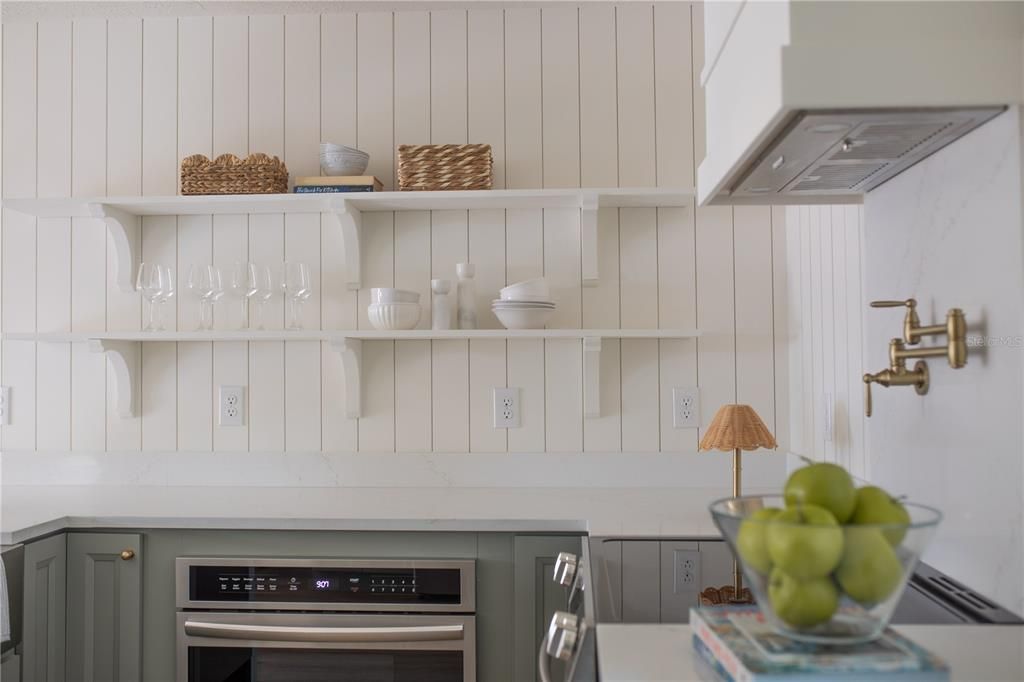 Active With Contract: $549,000 (3 beds, 2 baths, 1362 Square Feet)