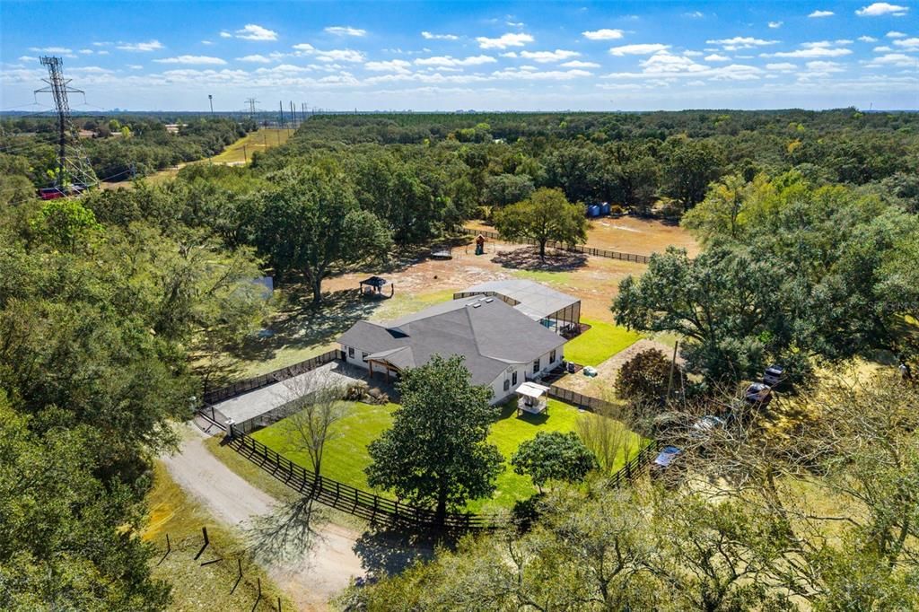 En Venta: $1,999,999 (6 camas, 3 baños, 3629 Pies cuadrados)