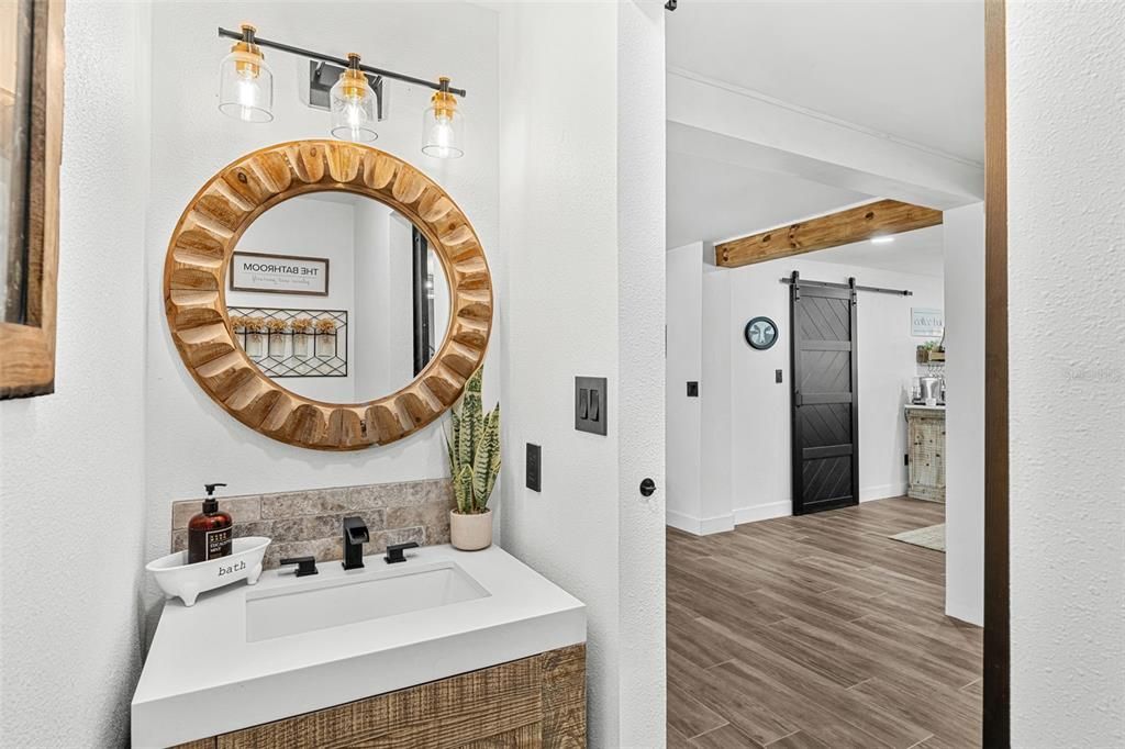 En Venta: $1,999,999 (6 camas, 3 baños, 3629 Pies cuadrados)