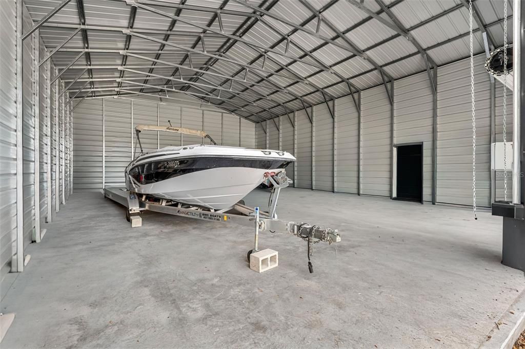En Venta: $1,999,999 (6 camas, 3 baños, 3629 Pies cuadrados)