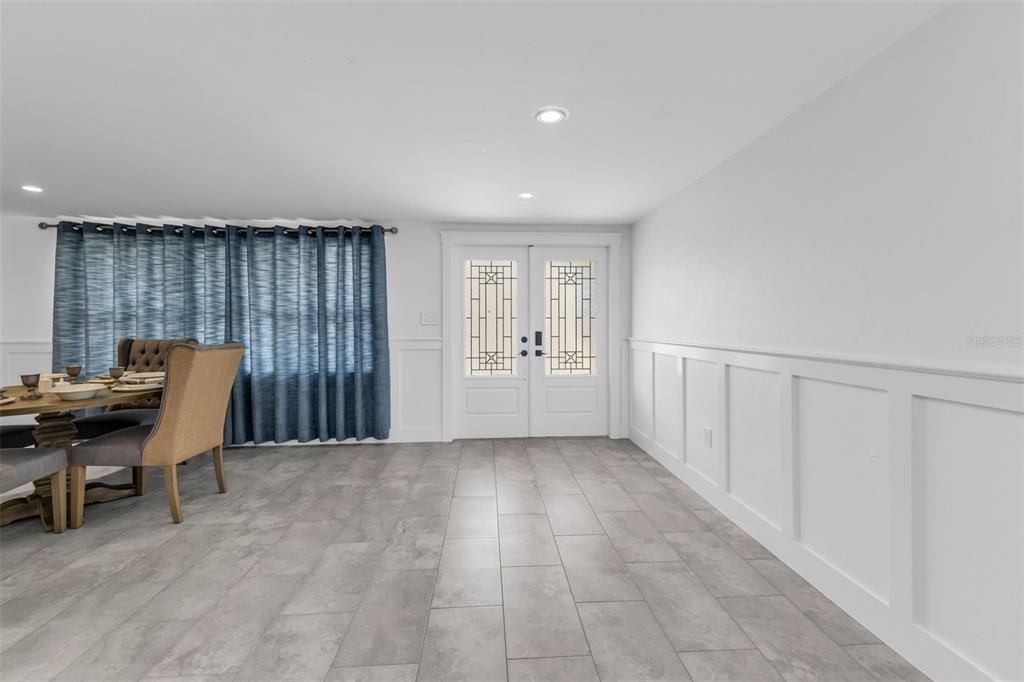En Venta: $799,000 (3 camas, 3 baños, 3372 Pies cuadrados)