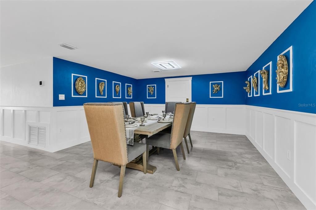 En Venta: $799,000 (3 camas, 3 baños, 3372 Pies cuadrados)