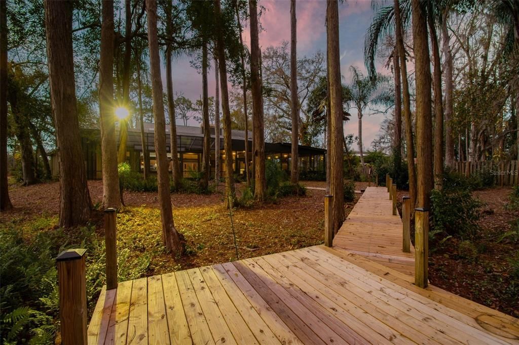 待售: $1,300,000 (5 贝兹, 3 浴室, 4201 平方英尺)