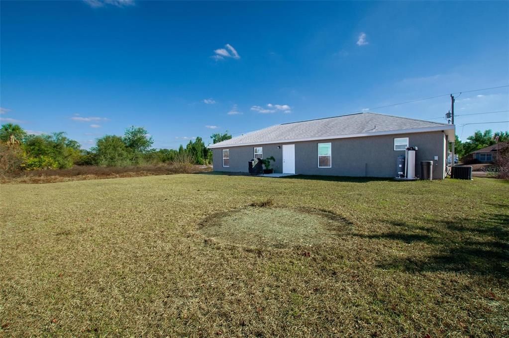 En Venta: $299,900 (3 camas, 2 baños, 1432 Pies cuadrados)