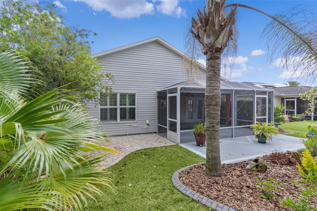 Activo con contrato: $349,000 (3 camas, 2 baños, 1521 Pies cuadrados)