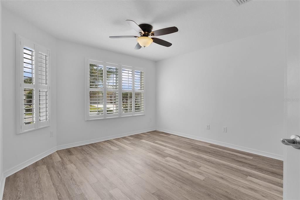 Activo con contrato: $349,000 (3 camas, 2 baños, 1521 Pies cuadrados)