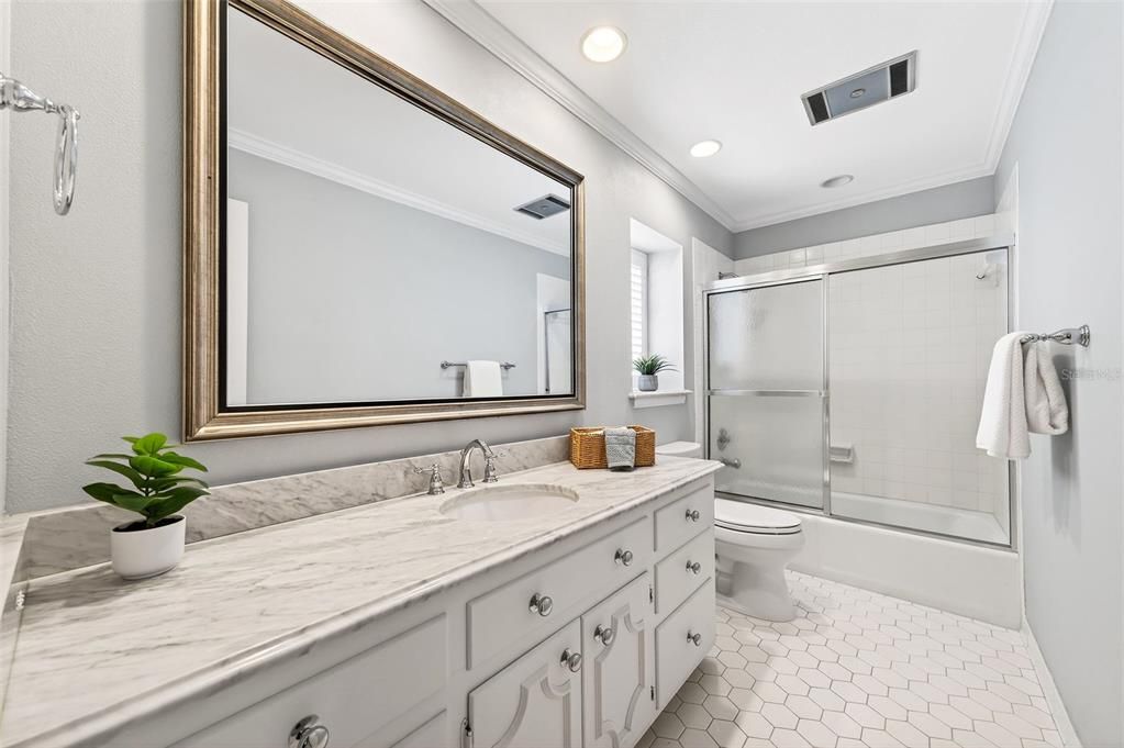 En Venta: $599,000 (3 camas, 2 baños, 3139 Pies cuadrados)