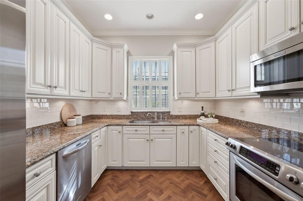 En Venta: $599,000 (3 camas, 2 baños, 3139 Pies cuadrados)