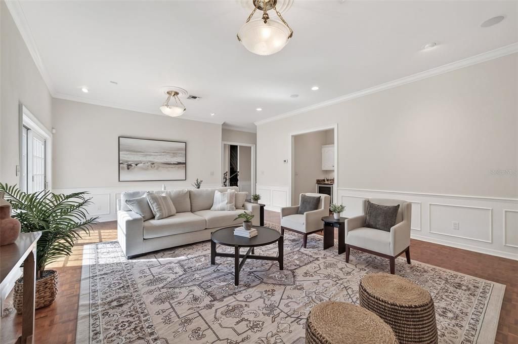 En Venta: $599,000 (3 camas, 2 baños, 3139 Pies cuadrados)