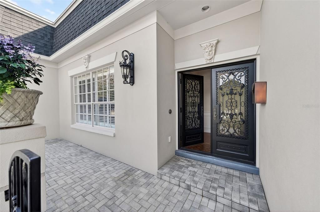 En Venta: $599,000 (3 camas, 2 baños, 3139 Pies cuadrados)