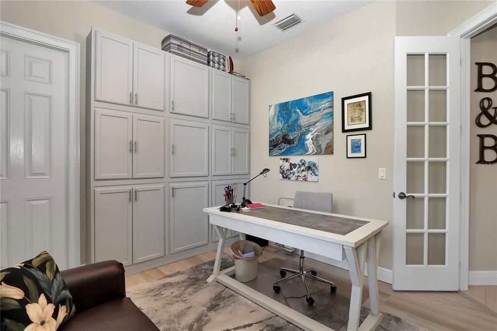 En Venta: $419,000 (3 camas, 2 baños, 2009 Pies cuadrados)