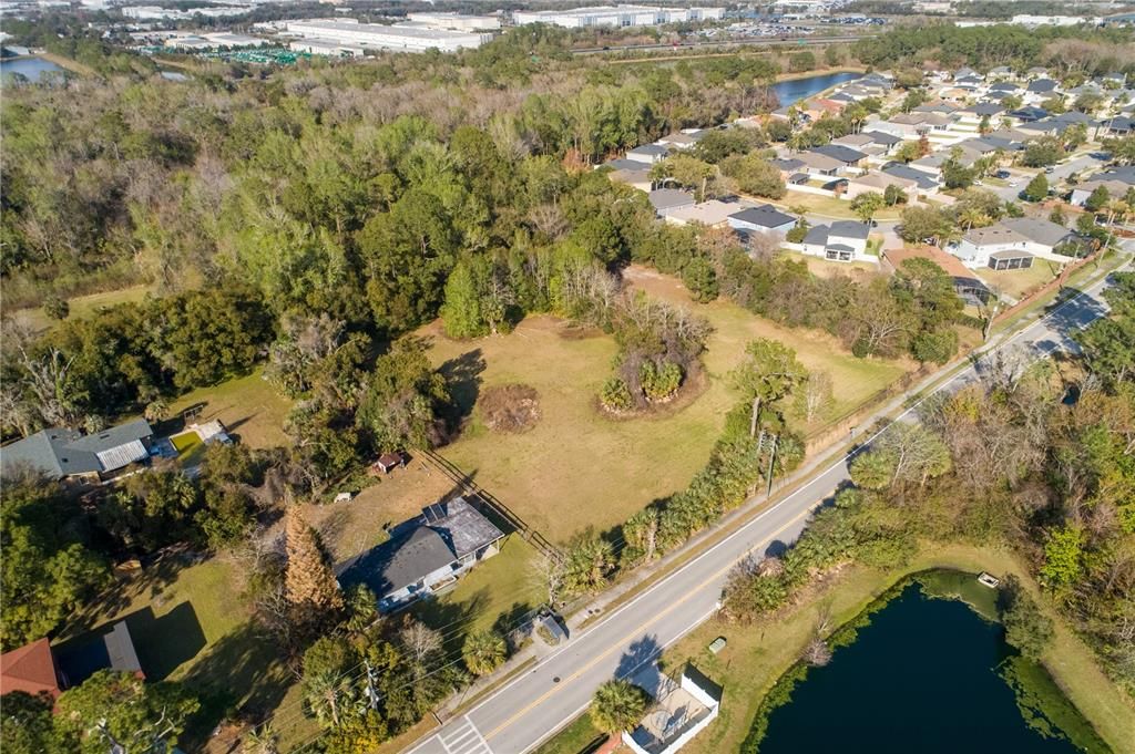 En Venta: $1,250,000 (5.35 acres)