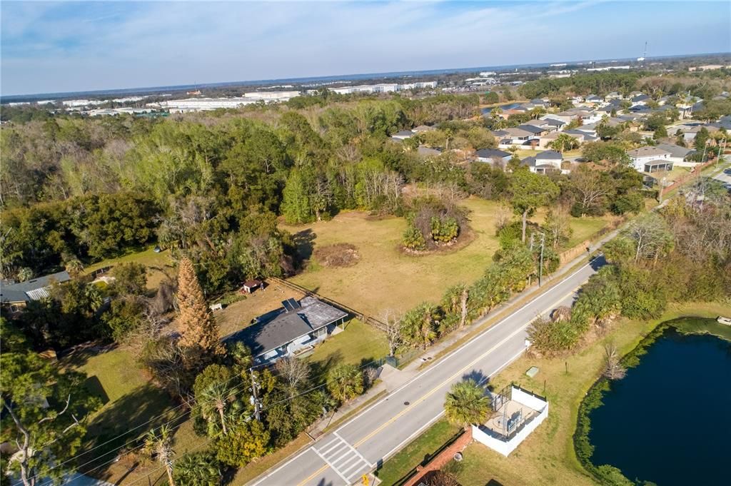 En Venta: $1,250,000 (5.35 acres)