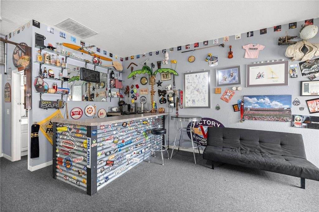 En Venta: $749,000 (6 camas, 4 baños, 2390 Pies cuadrados)