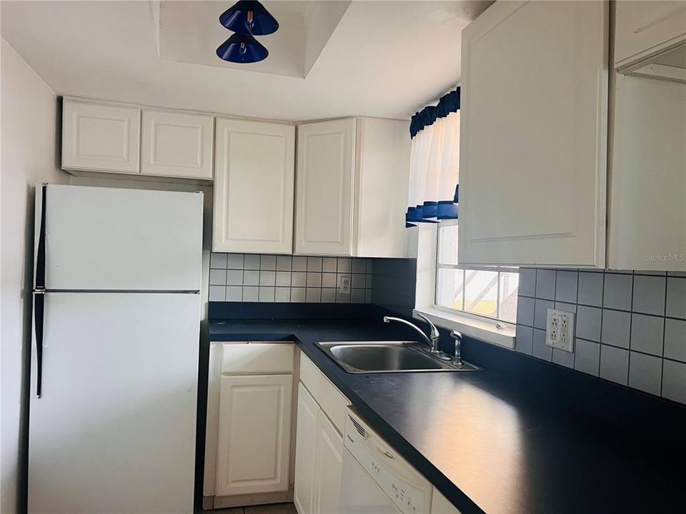 En Venta: $122,990 (1 camas, 1 baños, 735 Pies cuadrados)