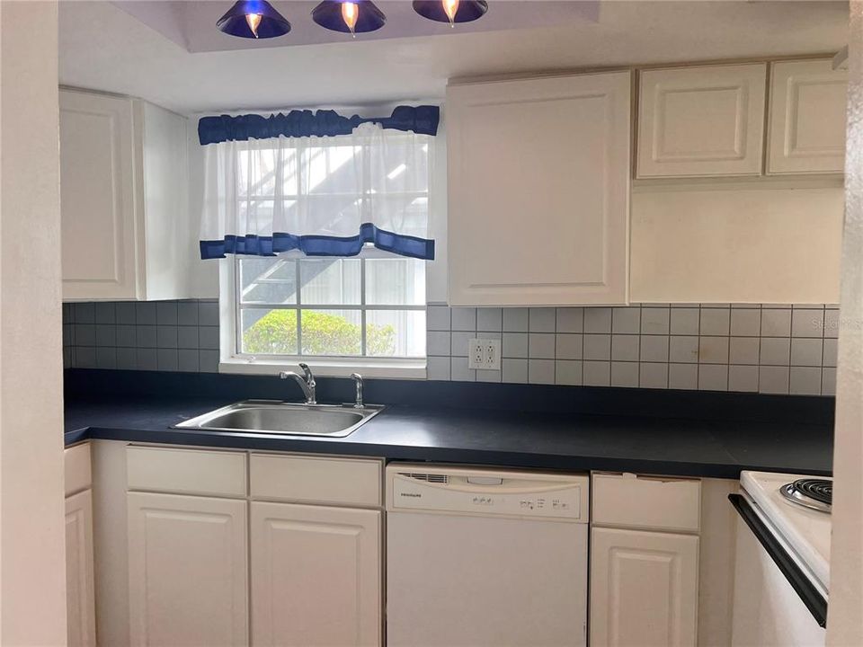 En Venta: $122,990 (1 camas, 1 baños, 735 Pies cuadrados)