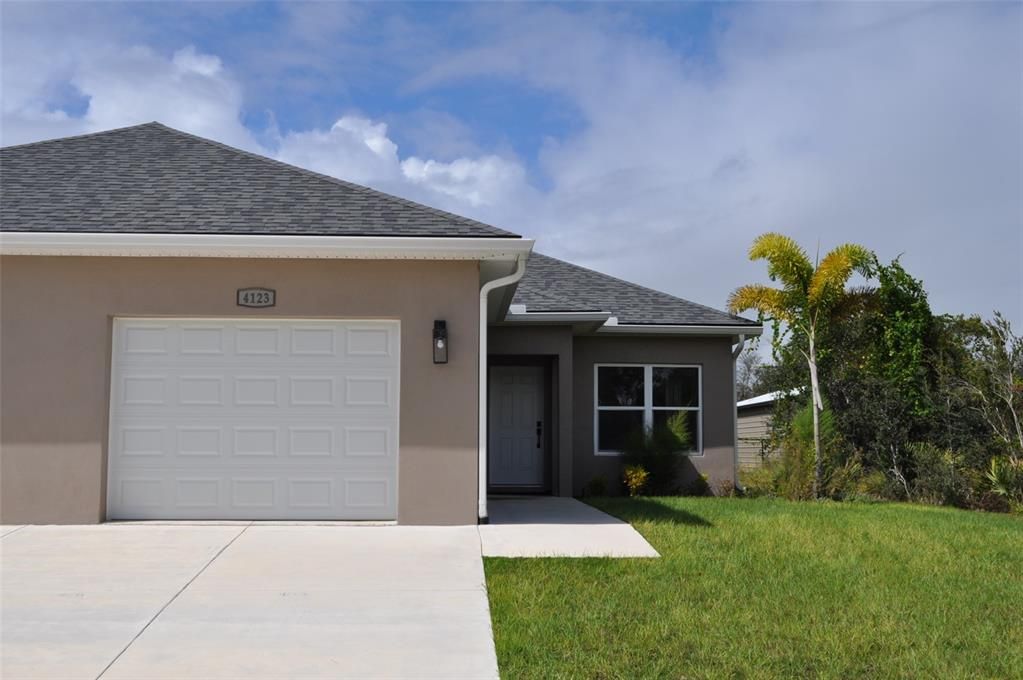 For Rent: $1,700 (2 beds, 2 baths, 1120 Square Feet)