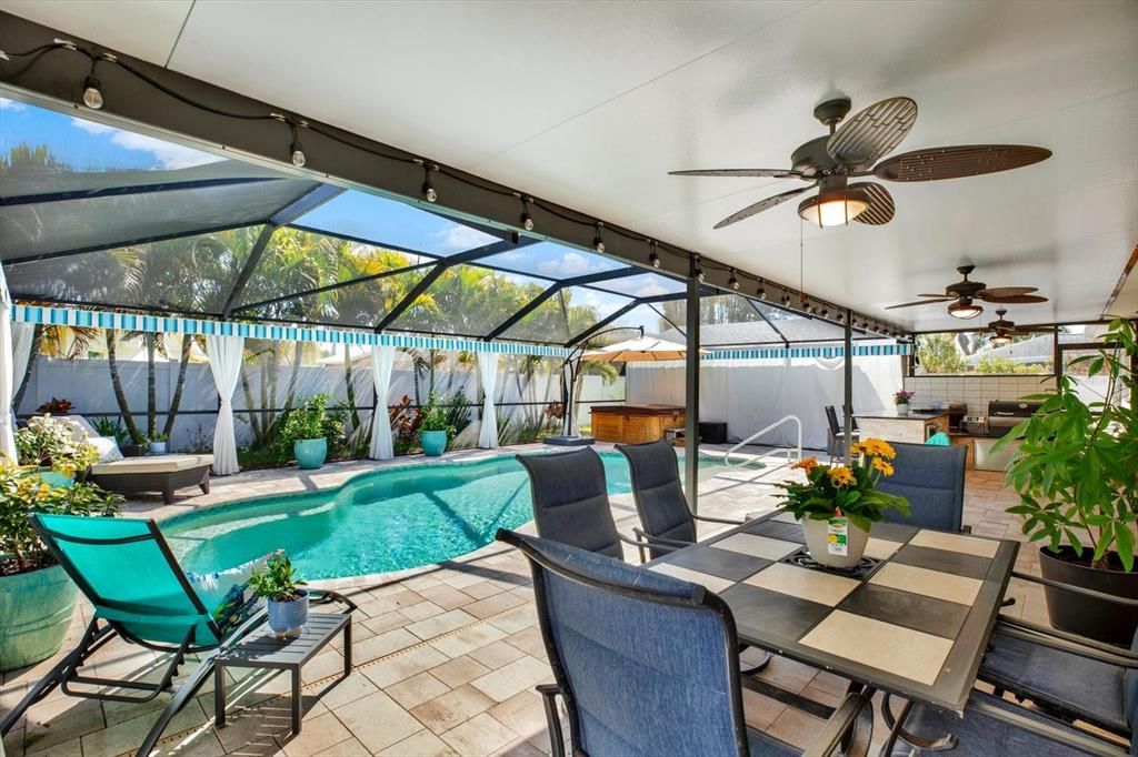 Activo con contrato: $699,000 (3 camas, 2 baños, 1925 Pies cuadrados)