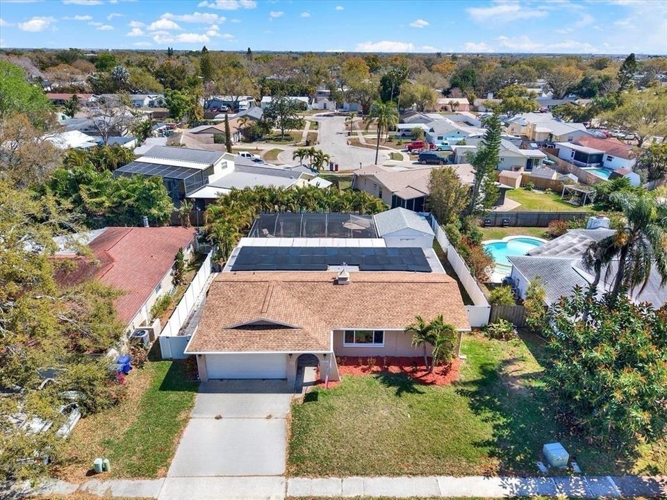 Activo con contrato: $699,000 (3 camas, 2 baños, 1925 Pies cuadrados)