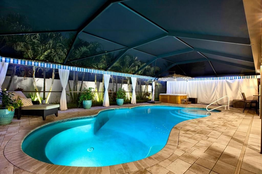 Activo con contrato: $699,000 (3 camas, 2 baños, 1925 Pies cuadrados)