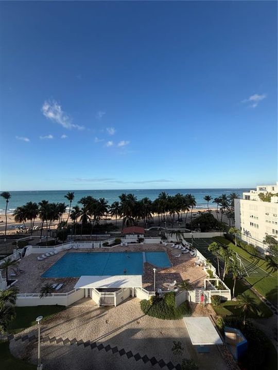 Под контрактом: $510,000 (1 спален, 1 ванн, 666 Квадратных фут)