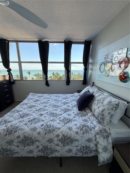 Под контрактом: $510,000 (1 спален, 1 ванн, 666 Квадратных фут)